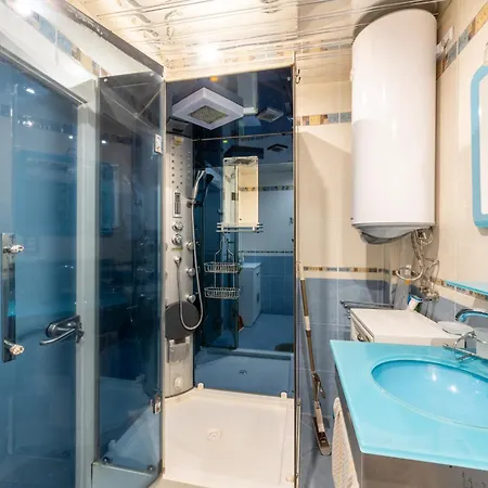 Apartamento Oasis With 2 Bedrooms Varna